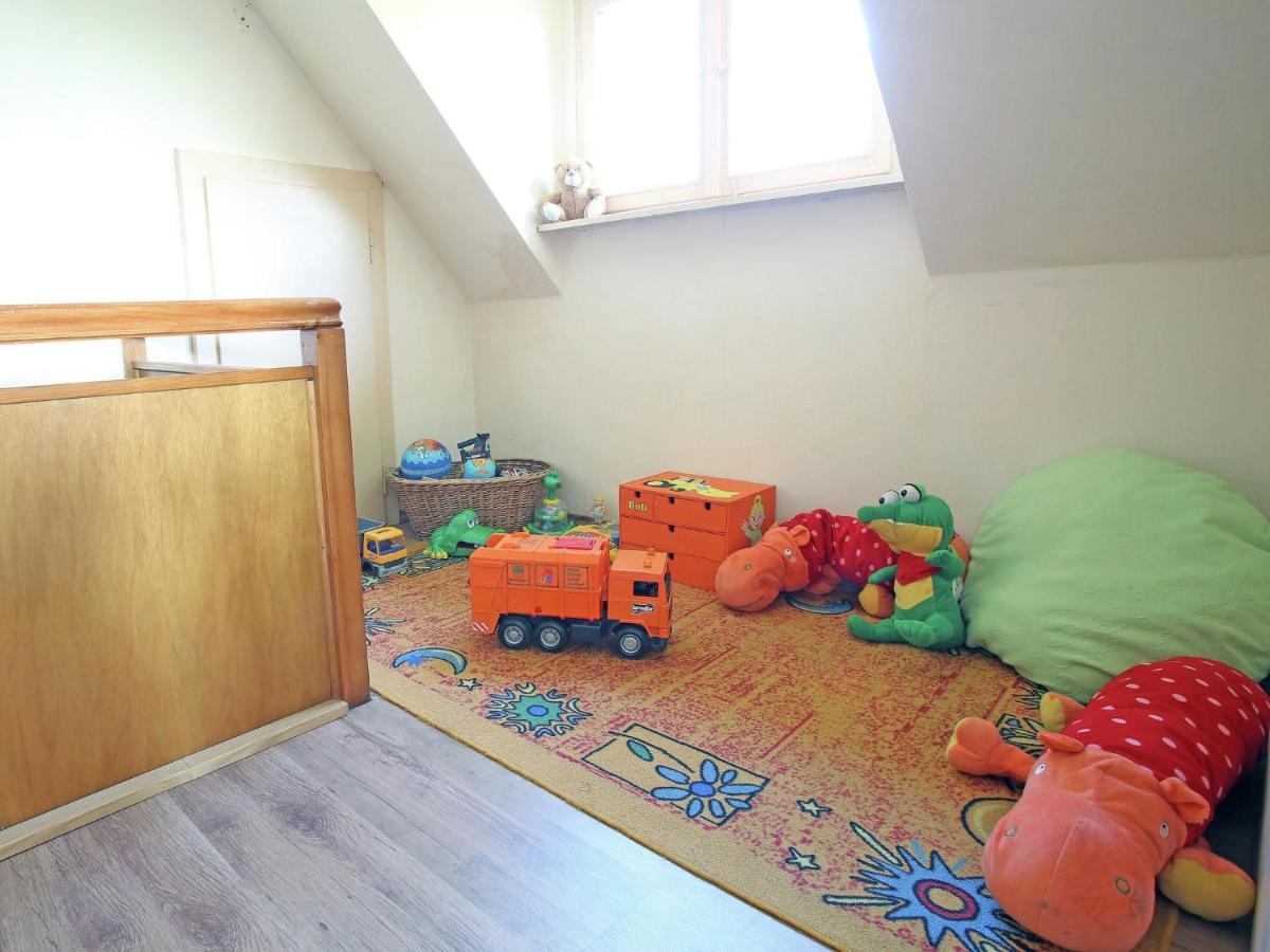 Apartment With Terrace And Pool In The Garden Pracht 外观 照片